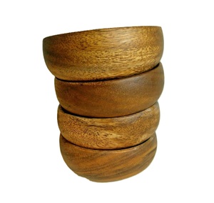 Tazón de ensalada de madera rústica para decoración de cocina ecológica. Tazón de madera tallado a mano, duradero, para vajilla ecológica. Tazón de ensalada Eco Luxe. - Product Image 1