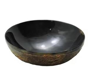 Bol en corne naturelle de qualité supérieure avec finition polie et élégante, idéal pour la cuisine, les repas et les cadeaux, disponible à la vente - Product Image 6