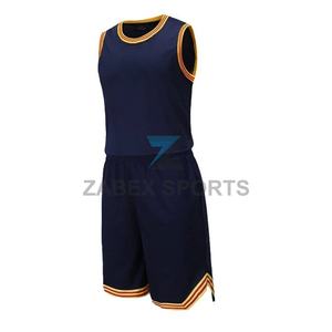 Conjunto de Uniforme de Baloncesto Ligero y Personalizado, Jersey y Pantalones Cortos Modernos, Tejido Transpirable que Absorbe la Humedad, para Entrenamiento en Equipo - Product Image 1