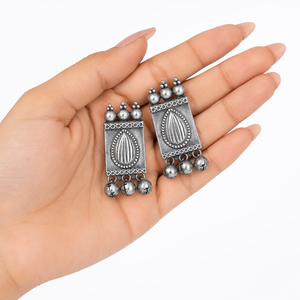 Pendientes Colgantes de Acero Inoxidable Chapados en Oro de Calidad Premium para Mujer, con Engaste de Bisel, Estilo Ghungroo, Joyería Artística de Moda para Aniversario - Product Image 5