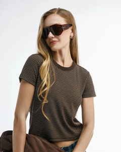 T-shirt décontracté pour femme de haute qualité, en polyvisco-spandex, col rond, manches courtes, ajusté, brodé sur la poitrine, tricoté 10F26TSSW028 - Product Image 1