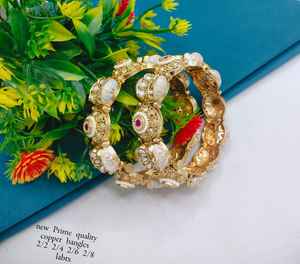 PADMAWATI Juego de Brazaletes de Lujo de Alta Calidad, Chapados en Oro de Tungsteno, Originales, Multicolores, para Bodas Indias, Fiestas, Regalo para Mujer - Product Image 1