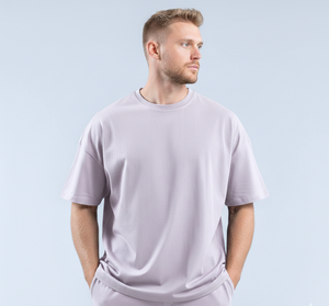 Camiseta Deportiva Extra Grande para Hombre con Logotipo Personalizado en la Parte Delantera, 100% Algodón, Color Negro Sólido, Casual, con Aberturas en los Brazos, Transpirable y de Secado Rápido - Product Image 3