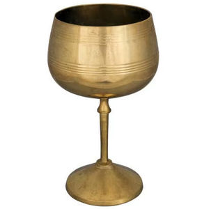 GloriaChalice santificado Glory Vintage cáliz de vino adornado copa de latón religioso Ideal para altares de iglesia y ofrenda espiritual - Product Image 1