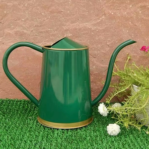 Regadera de metal duradera para jardín y uso doméstico con acabado resistente al óxido y rendimiento duradero - Product Image 1