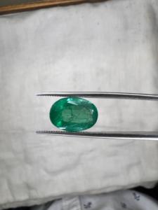 Pierre synthétique de 4,66 ct d'origine Zambienne, taille poire, émeraude verte brillante, beryl facetté, pierre libre avec jeu de couleurs, vente en gros - Product Image 1