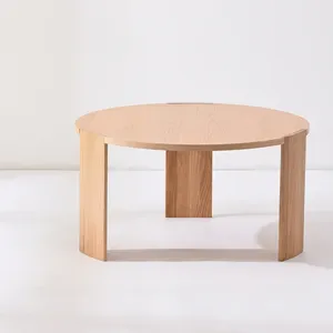 Table à manger ronde en bois avec finition naturelle et pieds robustes, mobilier moderne minimaliste pour la maison, le café, le restaurant - Product Image 2