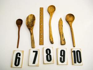 Cucharas de Madera Talladas a Mano, Mini Cucharas de Servir con Diseño Original, Utensilios Rústicos Hechos a Mano y Idea de Regalo Única - Product Image 6