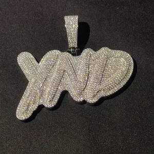 Pendentif Croix Personnalisé en Argent Sterling 925 avec Moissanite Couleur D VVS1, Style Hip Hop Iced Out, Breloque Script Personnalisée pour Hommes et Femmes, Idéal pour les Fêtes - Product Image 1