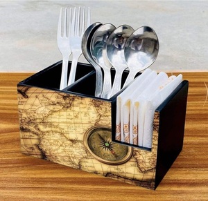Reposacucharas Decorativo de Cocina, Hecho a Mano por ILAHI, de MDF con Impresión Esmaltada, Solo Lavar a Mano, de Uttar Pradesh, Modelo ICOMDFSH-14322 - Product Image 2