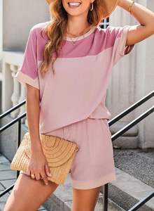 Ensemble de shorts pour femmes de bonne qualité et élégant, nouveau design, couleur unie, t-shirt et shorts surdimensionnés pour femmes, pour un usage décontracté - Product Image 5