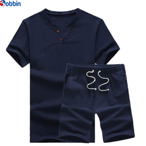 ชุดเสื้อยืดแขนสั้นและกางเกงขาสั้นสไตล์ลำลองใส่สบายสำหรับทุกเพศ  คอลเลคชั่นใหม่รับซัมเมอร์  ชุดจ็อกเกอร์ผู้ชายแบบสั่งทำพิเศษ ระบายอากาศได้ดี - Product Image 4