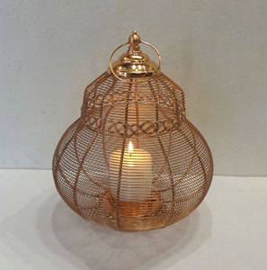 Farol de cobre metálico con forma de globo esférico, jaula de alambre abierto y asa de arco de alambre, decoración de centro de mesa - Product Image 2