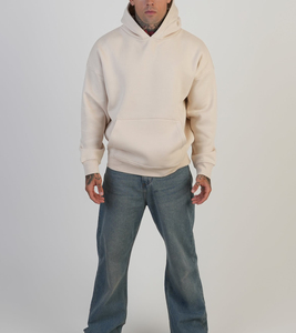 Ensemble sweat-shirt à capuche classique pour homme et pantalon de jogging assorti avec logo minimaliste sur la poitrine et poche kangourou - Product Image 2