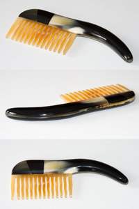 หวีทำมือจากเขาควายคุณภาพเยี่ยม ขัดเงา ขนาดตามสั่ง ทำจากเขาวัวธรรมชาติ พร้อมลายเทวดาตามหลักฮวงจุ้ย - Product Image 5