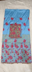 La tradicional y atemporal tela de seda tafetán George Wrapper nigeriana con diseño de Paisley para vestimenta de boda nigeriana. - Product Image 6