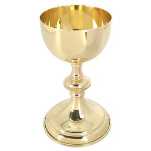 Cáliz Elegante con Acabado de Latón y Diseño de Cruz, Copa Decorativa para Comunión, Copa Religiosa para Vino Eucarístico, para Altar de Iglesia - Product Image 6