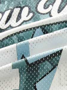 Expédition rapide Maillot de football en mesh surdimensionné unisexe Streetwear Col en V T-shirt de sport respirant avec impression de numéro Vente en gros - Product Image 3