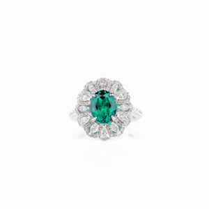 Bague de fiançailles ovale en or 18 carats avec émeraude et halo de diamants, motif floral, bijou de luxe, cadeau pour elle - Product Image 3