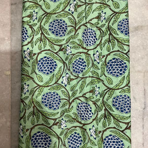 Tissu en coton biologique de haute qualité, motif floral, facile à teindre et à imprimer, pour vêtements, textiles de maison, artisanat, rideaux et housses. - Product Image 1