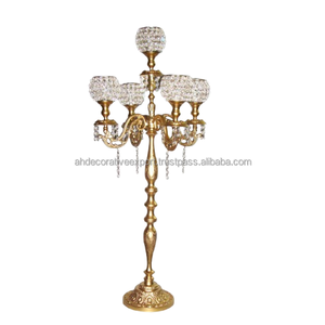 Candélabre en métal au design gaufré chaud avec verre Votive Candélabre haut brillant fait à la main avec gouttes de cristal suspendues - Product Image 5