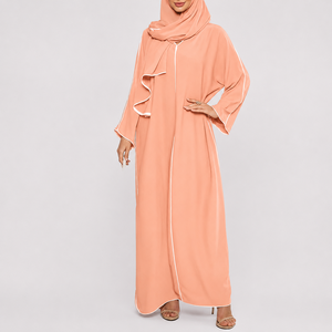 Abaya décontractée en polyester à manches longues et ouverture frontale, col en V, passepoil contrastant, manches larges, avec foulard assorti, printemps-automne, vente en gros - Product Image 1