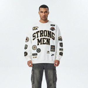 Sudadera Oversize para Hombre con Cuello Redondo y Parches, Tejida en Felpa 100% Algodón, Estilo Urbano Casual para Invierno - Product Image 1