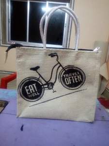 Premium Quality Eco-friendly Jute <b>Tote</b> Bag Custom Logo <b>Zipper</b> Closure Superb Cotton Handle for Daily Use Shopping Bag - Product Image 3