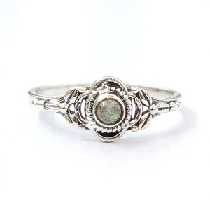 2.1 Grams <b>Labradorite</b> Fine <b>Ring</b> - Product Image 2