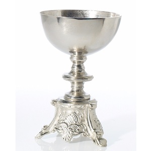 Bol à compote antique en argent, calice sur piédestal, centre de table, style gothique, vase à fleurs en métal vieilli, décoration sur le thème du mariage et du Moyen Âge - Product Image 4