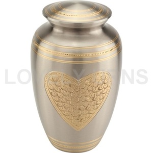 Urne funéraire en laiton blanc, style américain, avec motif cœur en relief et spirales gravées, capacité de 200 pouces cubes, commémorative, marque LU, garantie 1 an - Product Image 3
