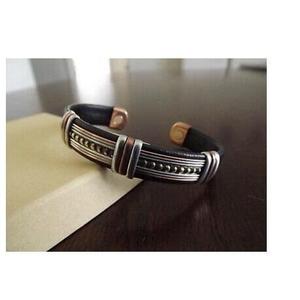 Vintage Unisex Elegant Bracelet Premium Quality Handmade Jewelry with Star Design <b>Engraving</b> Fashion <b>Bangle</b> - Product Image 2