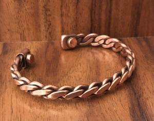 Brazalete Magnético de Cobre Puro Trenzado a Mano, Brazalete Energético, Alivio y Curación, Unisex, Ajustable, Elegante - Product Image 1