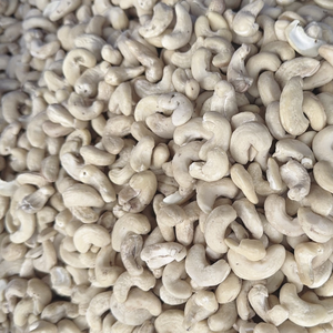 Best Rate Santigo Vietnam Cashew <b>Nut</b> <b>Kernels</b> Wholesale Ww210 Best Quality Wholesale Exported To Asia, Eu, Middle East - Product Image 1