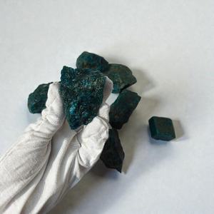 Piedras de Apatita Azul de Alta Calidad, Cristales Naturales a Granel |   Piedras Preciosas Energéticas de Reiki para Sanación, Mascota Personalizada, Precio al por Mayor - Product Image 3