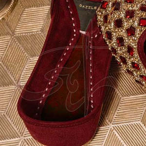 Khussa para Mujer Hecha Profesionalmente - Alta Calidad, Diseño Moderno, Antideslizante, Color y Logotipo Personalizables - Product Image 6