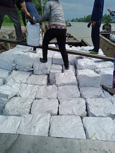 Bâton de charbon de bois noir en mangrove naturelle pour four de cuisson barbecue Vietnam charbon de bois dur en morceaux Greenfire GF1 3-4 heures - Product Image 6