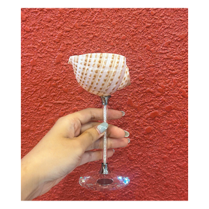 Verre à cocktail artisanal en coquillage avec tige transparente, vaisselle décorative vintage pour cadeau de fête, verre en cristal réutilisable - Product Image 5