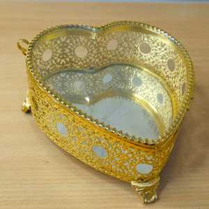 Luxury Heart Shaped Gold Filigree Jewelry <b>Box</b> Vintage Mirror Base Decorative Metal <b>Keepsake</b> Case Wedding Gift Trinket Organizer - Product Image 3