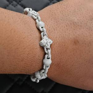 Bracelet Moissanite, bracelet à maillons en zircone cubique, fermoir à quatre feuilles, bijoux cadeau - Product Image 5
