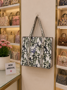 Le Souvenirs Beautiful Handmade Eco-Friendly Quilted Cotton Print Fashion Lightweight <b>Canvas</b> <b>Tote</b> Bag Customizable Zipper - Product Image 1