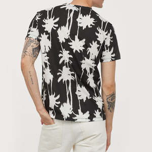 Camiseta de secado rápido para hombre, ligera, con control de humedad, adecuada para gráficos personalizados y ropa deportiva. - Product Image 2