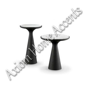 Juego de portavelas de Navidad clásico Elegance de Axiom Home Accents, soporte de pilar de aluminio hecho a mano para mesa de comedor decorativa - Product Image 1