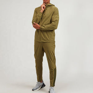 ผู้ผลิตขายส่งชุดวิ่งออกกำลังกายกลางแจ้งสำหรับผู้ชาย น้ำหนักเบา รับทำโลโก้ตามสั่ง - Product Image 6