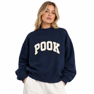 Sudadera Oversize Azul Marino Personalizada para Mujer con Cuello Alto, Bordado Chenille, Forro Polar, Ajuste Holgado, OEM ODM, Sudadera con Letras Griegas - Product Image 4