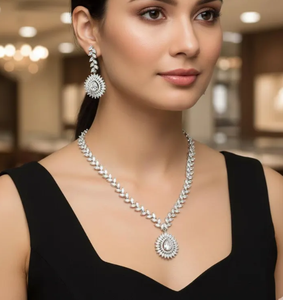 Juego de Joyería de 4 Piezas con Circones, Collar con Colgante de Hoja de Cristal Transparente, Aretes, Anillo y Pulsera para Bodas y Fiestas, para Mujer - Product Image 2