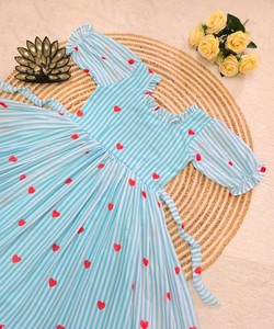 ชุดเดรสพิมพ์ลายแฟนซีมูล ชานเดรี แบบชิ้นเดียว สวมใส่ได้ทุกวัน ราคาขายส่ง เสื้อผ้าชาติพันธุ์ สีฟ้า - Product Image 4