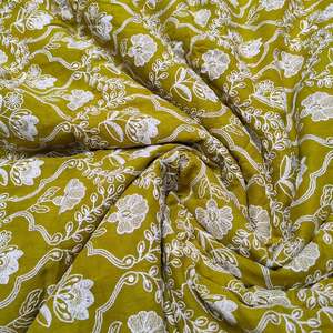 Tissu brodé fantaisie pour vêtements, tissu à broder pour fabricants de robes, fournisseur et exportateur pour le commerce international. - Product Image 5