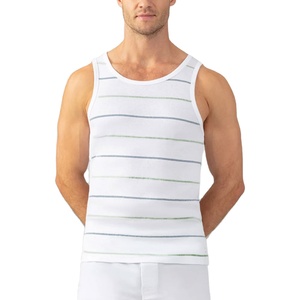 Camiseta sin mangas ligera para hombre hecha con tela de alta calidad para una mayor comodidad durante el calor y la alta actividad - Product Image 1
