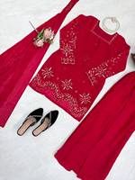 Ensemble de créateur pour femme Fendy en soie avec broderies à sequins, comprenant un haut, un pantalon palazzo long et un dupatta, idéal pour les fêtes et Diwali, infroissable